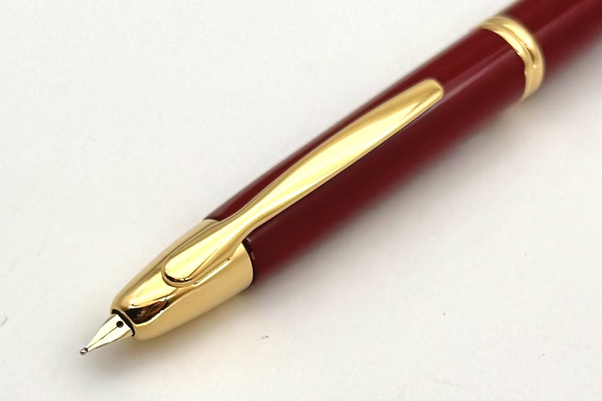 PilotCaplessRedGoldFP_D